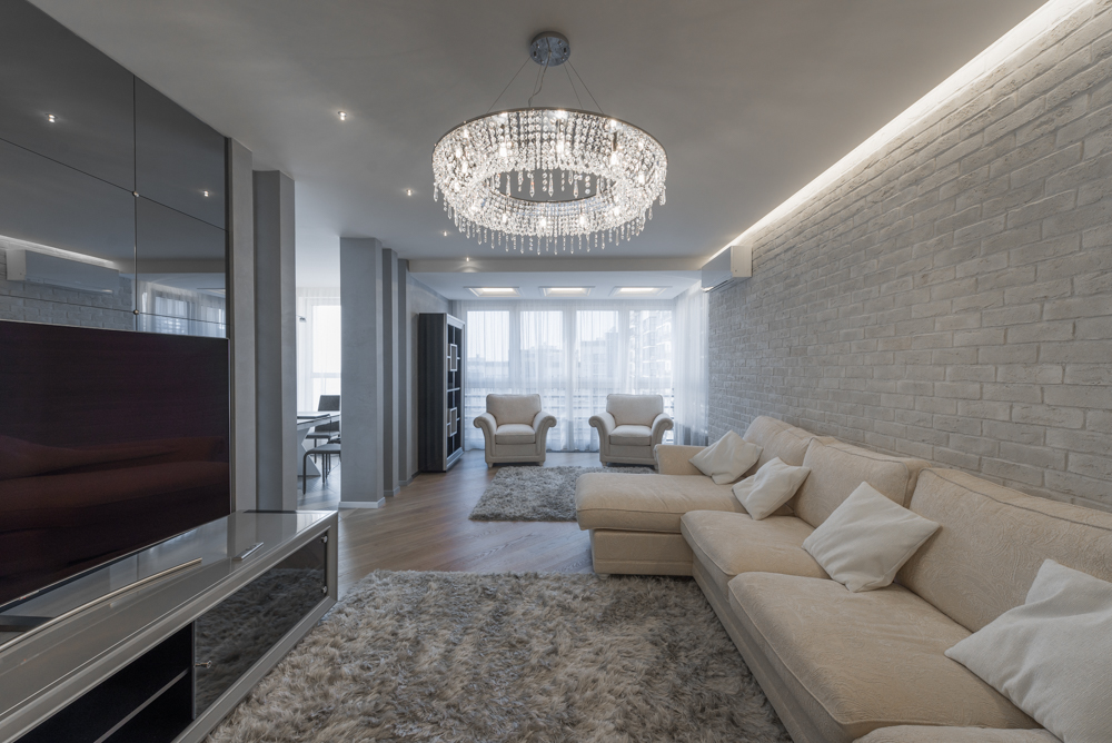 Дизайн гостиной с серым ламинатом