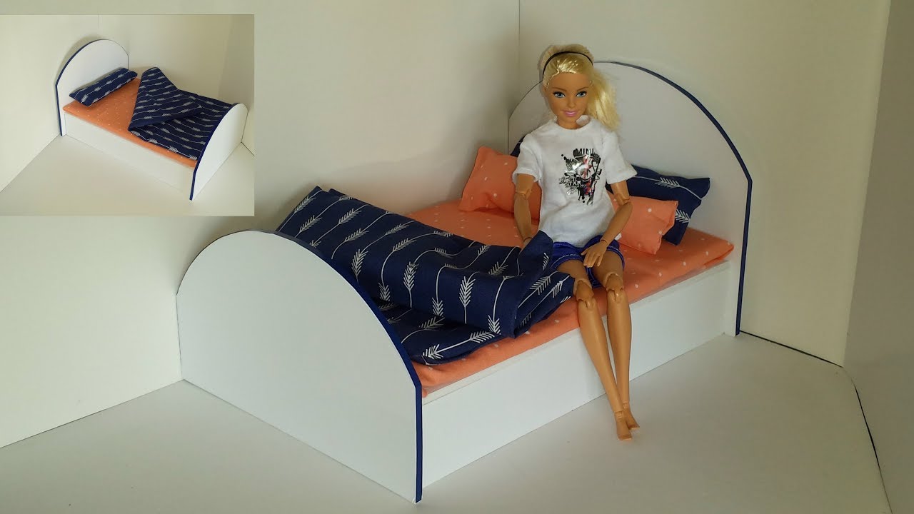 Кровать из картона для кукол