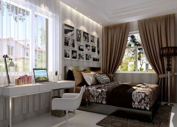 Дизайн спальни с двумя окнами на разных стенах 20 кв
