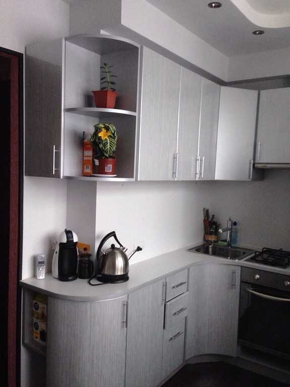 Кухни В Серо Белом Цвете Дизайн Фото