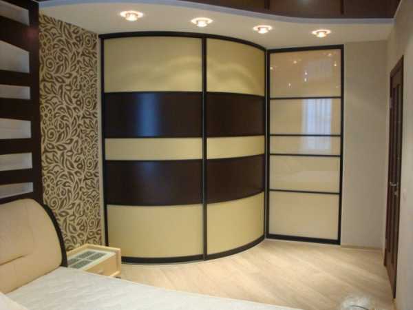 Дизайн спальни со шкафом купе